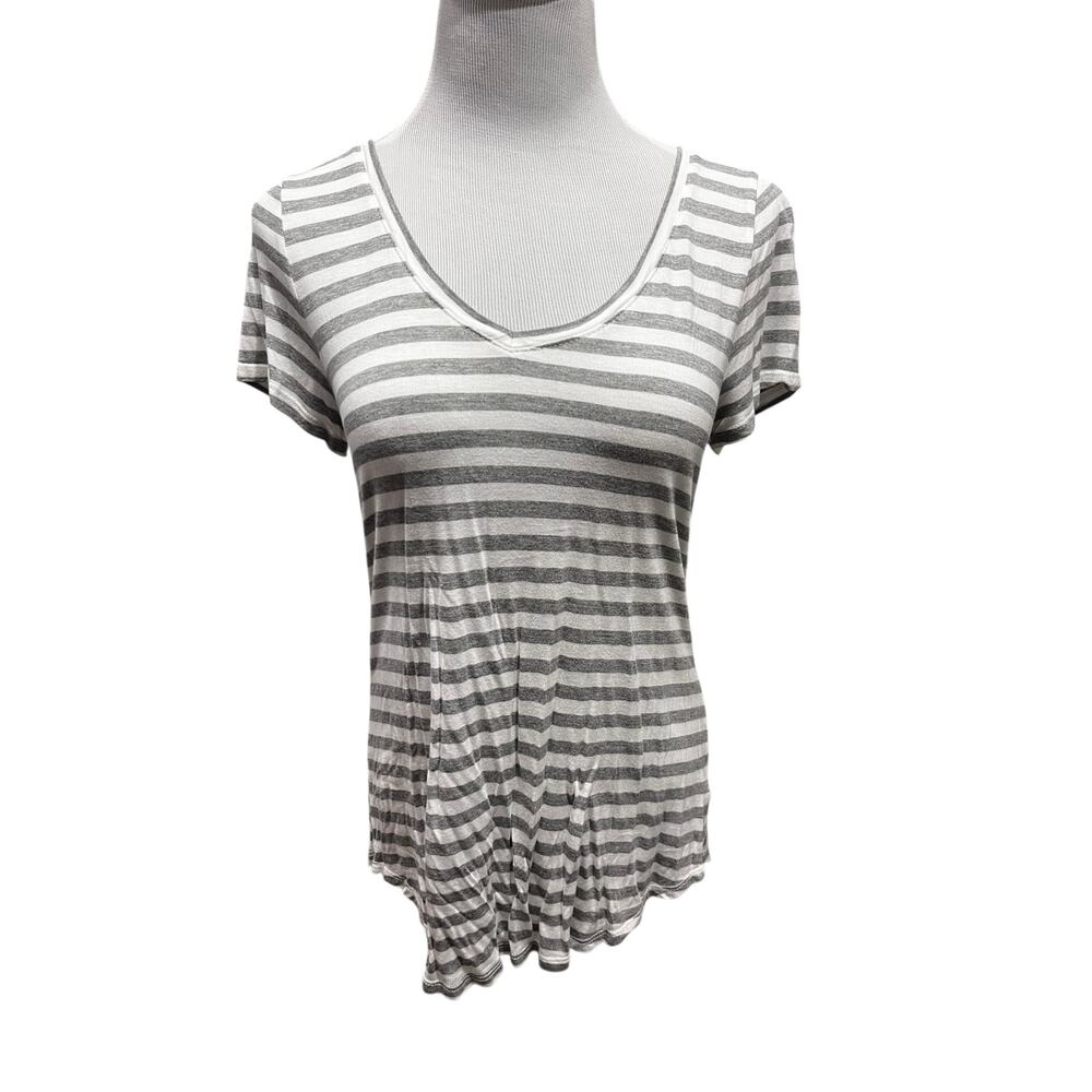 Apt. 9 Women's Gray White Striped Basic V Neck T-Shirt SIZE Large